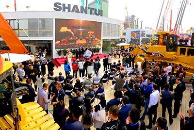 新宝GG沉磅亮相2018bauma CHINA展会